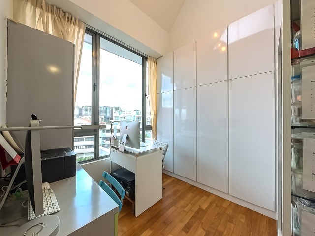 STRAITS RESIDENCES 9