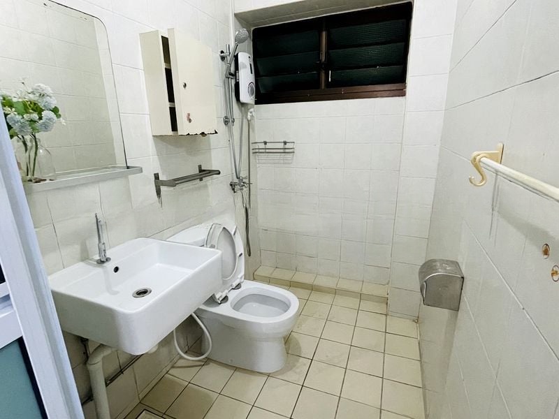 CHOA CHU KANG AVE 4 10