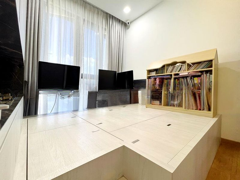 HUNDRED PALMS RESIDENCES 7