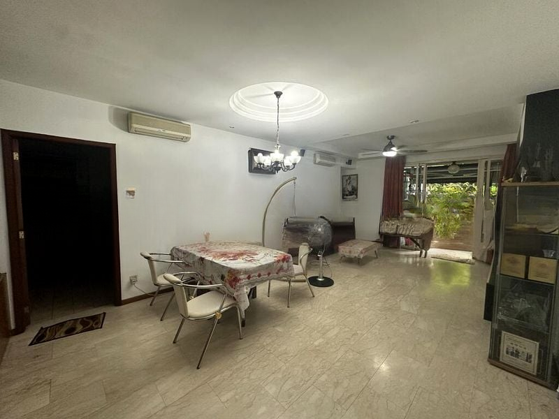 YISHUN SAPPHIRE 1