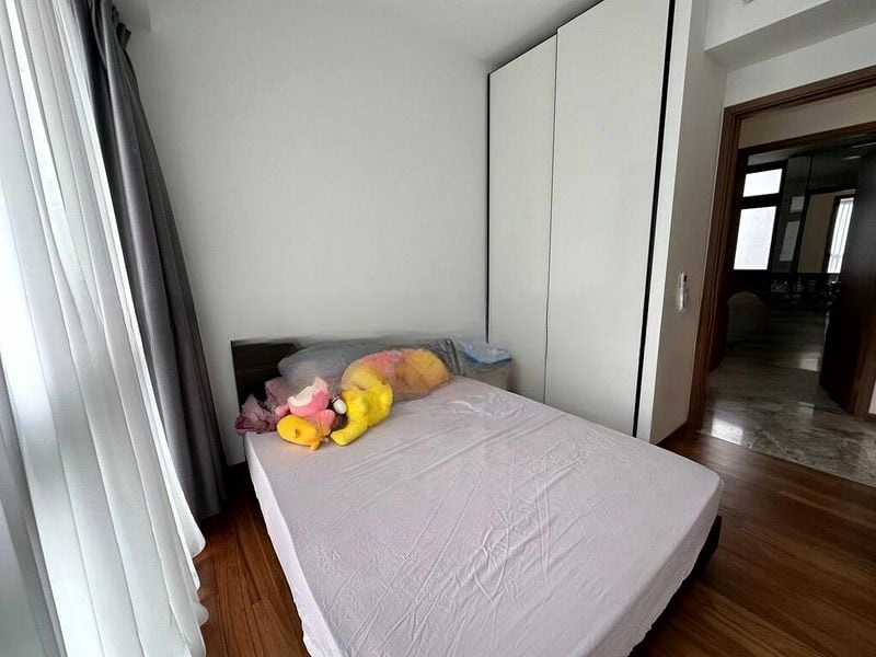 FOURTH AVENUE RESIDENCES 5
