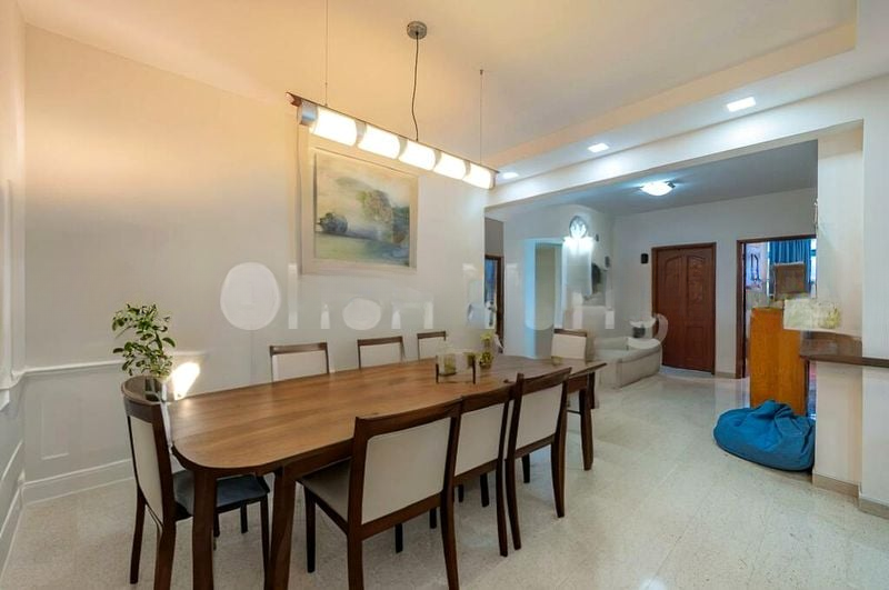 BALLOTA PARK CONDOMINIUM 4