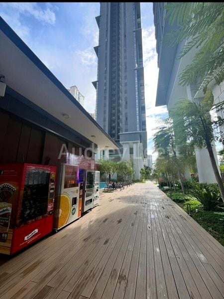 STIRLING RESIDENCES 12