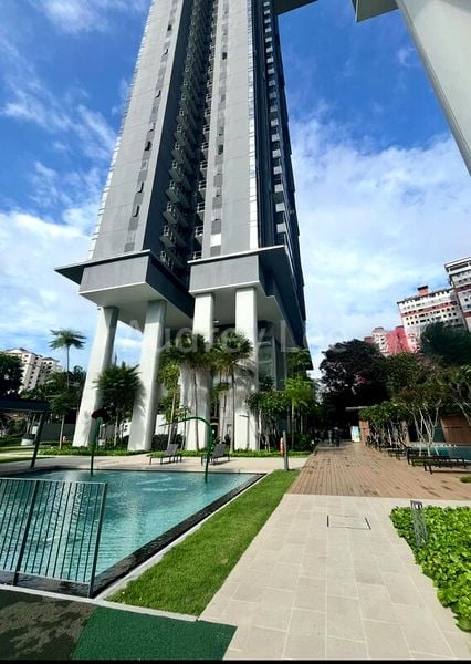 STIRLING RESIDENCES 14