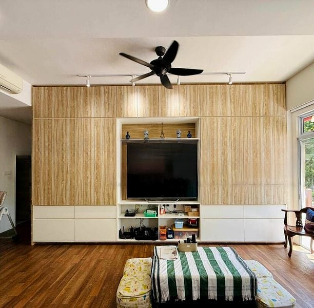 SELETAR SPRINGS CONDOMINIUM 5