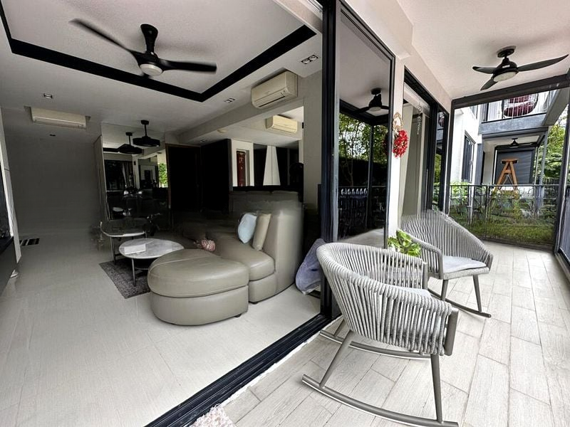 WESTWOOD RESIDENCES 8