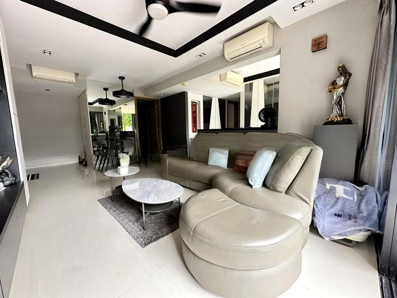 WESTWOOD RESIDENCES 9