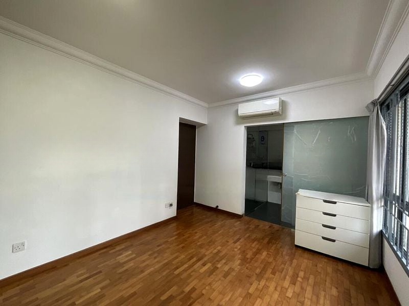 AQUARIUS BY THE PARK 11