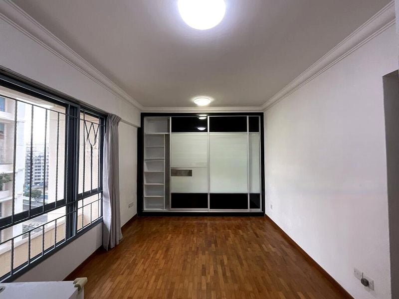 AQUARIUS BY THE PARK 14