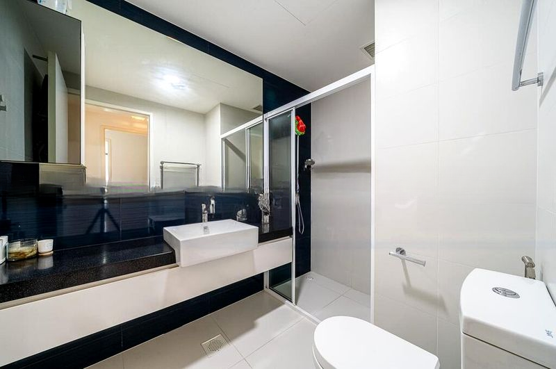 THE INTERLACE 14