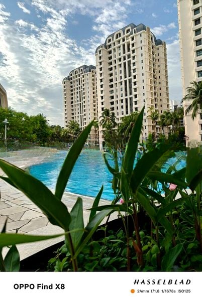 AQUARIUS BY THE PARK 10