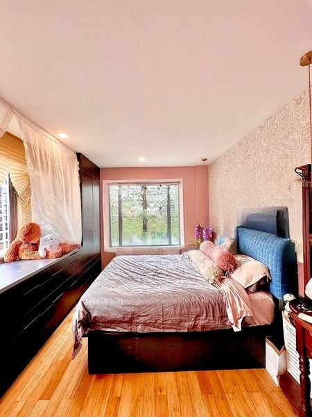 CHELSEA GROVE 5