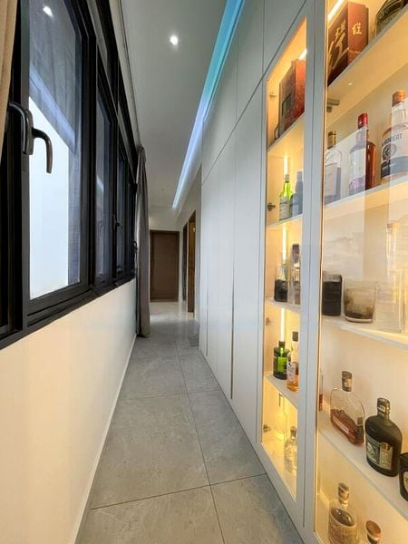 PARKWOOD RESIDENCES 12