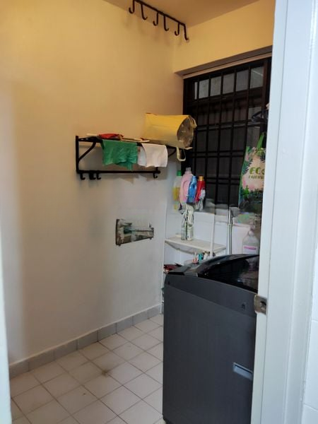 EMERALD PARK 7