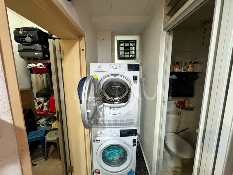 YISHUN EMERALD 5