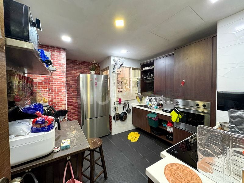 YISHUN EMERALD 3