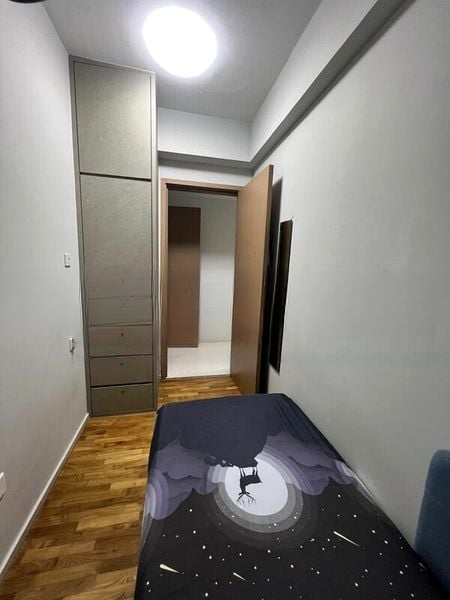 Q BAY RESIDENCES 7