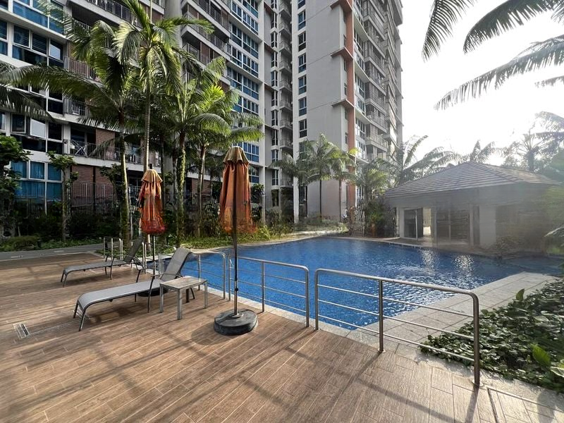 Q BAY RESIDENCES 2