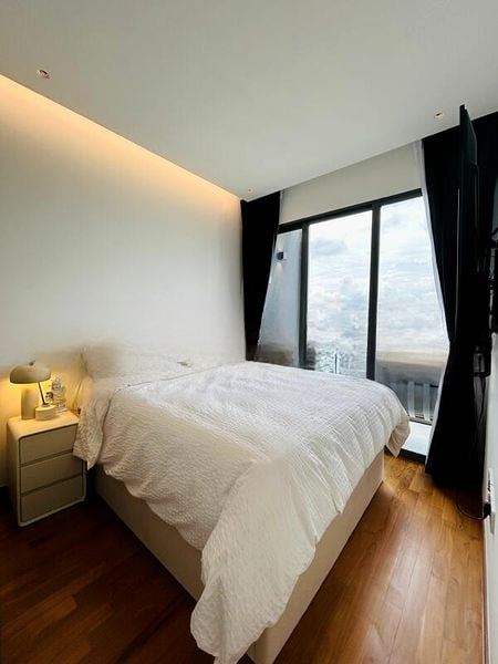 STIRLING RESIDENCES 4