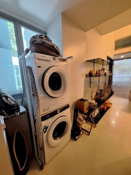 NATHAN RESIDENCES 7