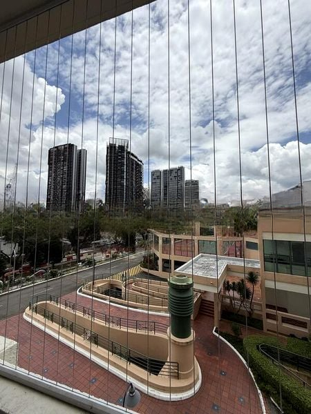 HILLVIEW HEIGHTS 1