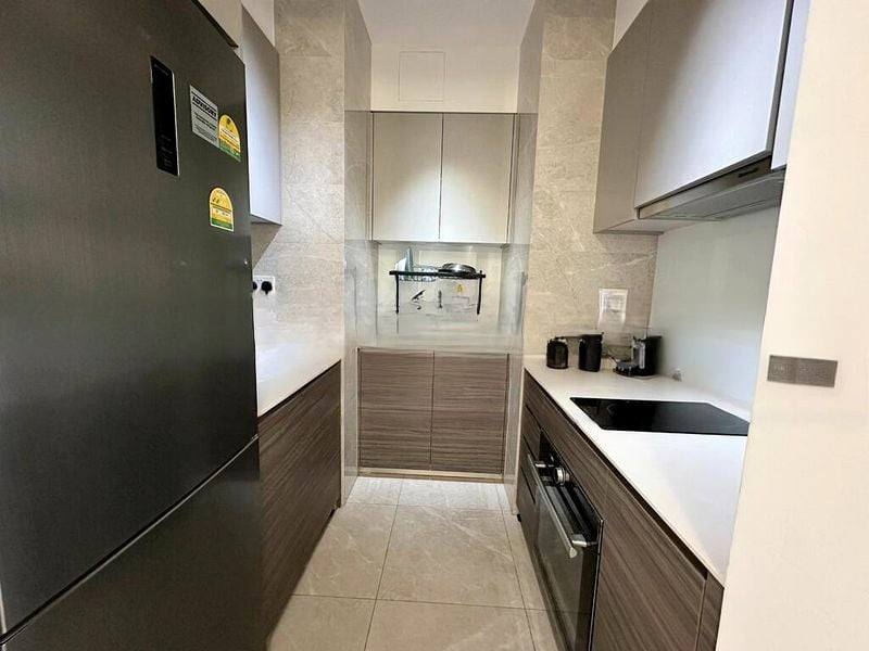 STIRLING RESIDENCES 3