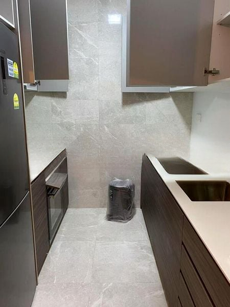 STIRLING RESIDENCES 4