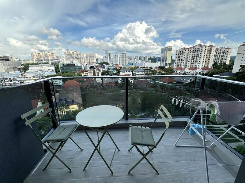 STIRLING RESIDENCES 8