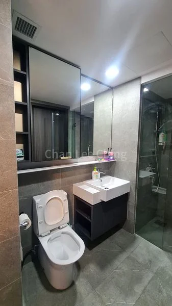 RIVERFRONT RESIDENCES 3