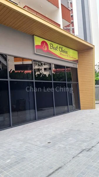 RIVERFRONT RESIDENCES 10