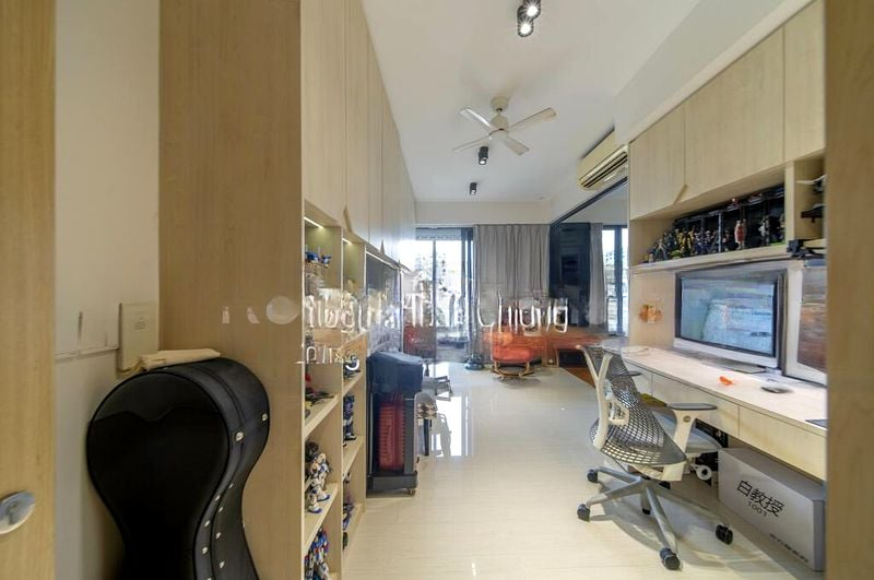 BOATHOUSE RESIDENCES 7