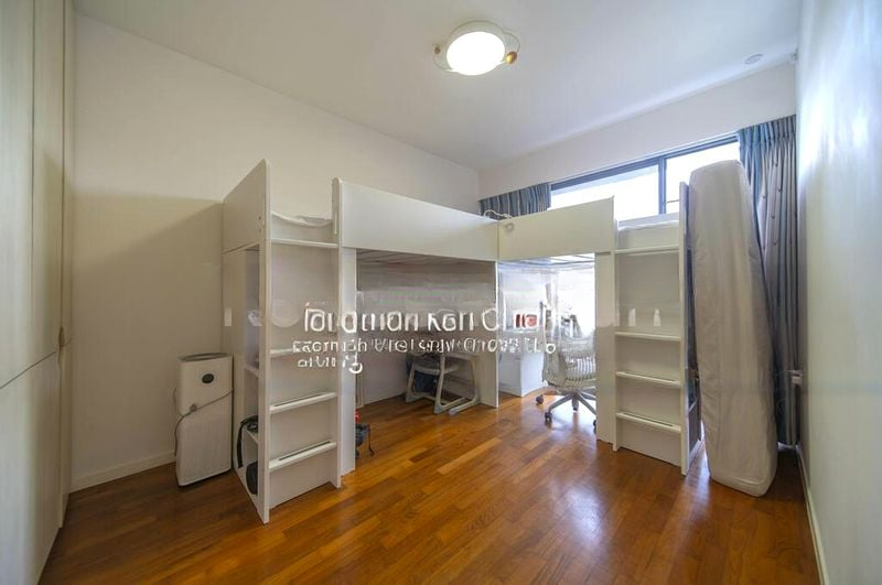 BOATHOUSE RESIDENCES 11