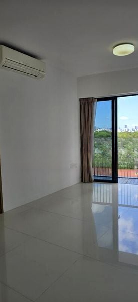 D'LEEDON 8