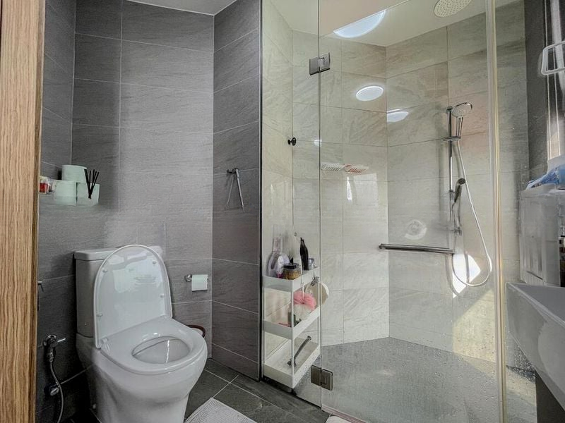 PARKWOOD RESIDENCES 5