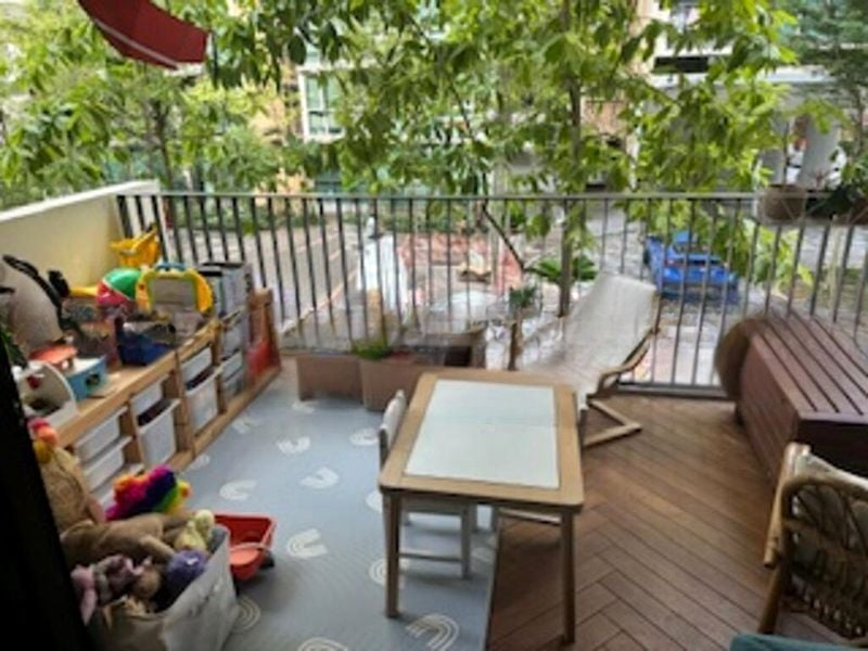 THE TERRACE 12