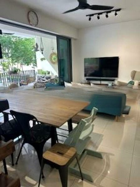 THE TERRACE 14