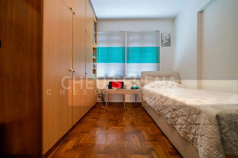 BALLOTA PARK CONDOMINIUM 9