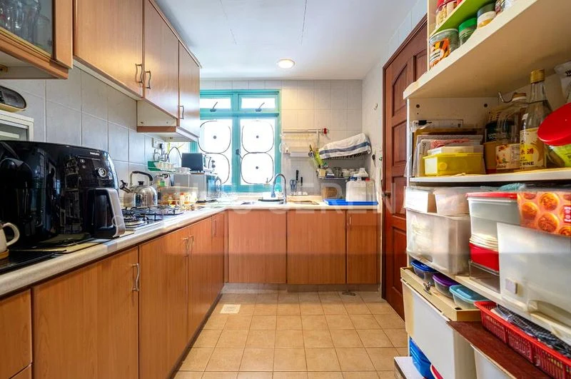 BALLOTA PARK CONDOMINIUM 11