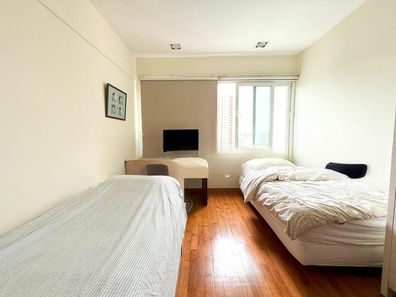 NEPTUNE COURT 7