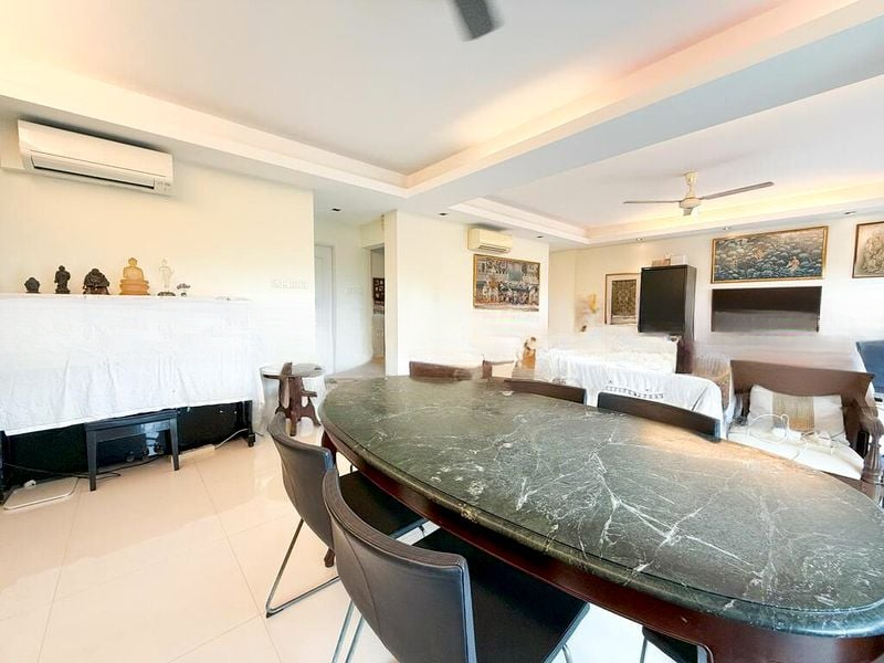 NEPTUNE COURT 5