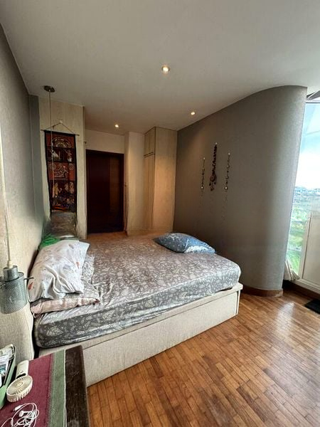 COMPASS HEIGHTS 7
