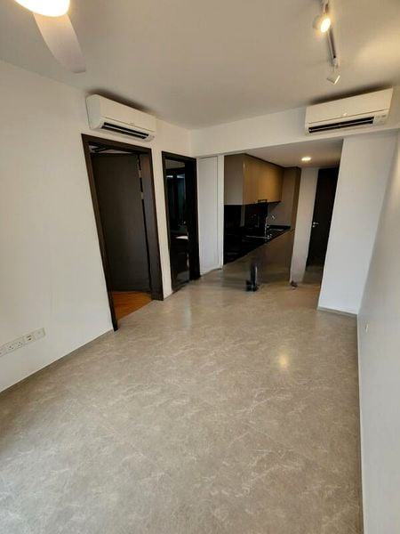 PARK COLONIAL 9