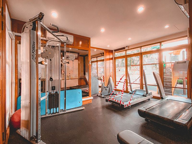 HIGH OAK CONDOMINIUM 8