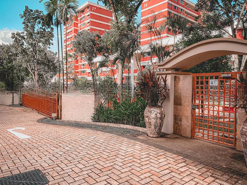 HIGH OAK CONDOMINIUM 14