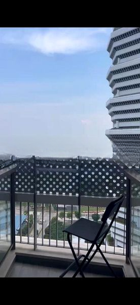 CITY GATE 4