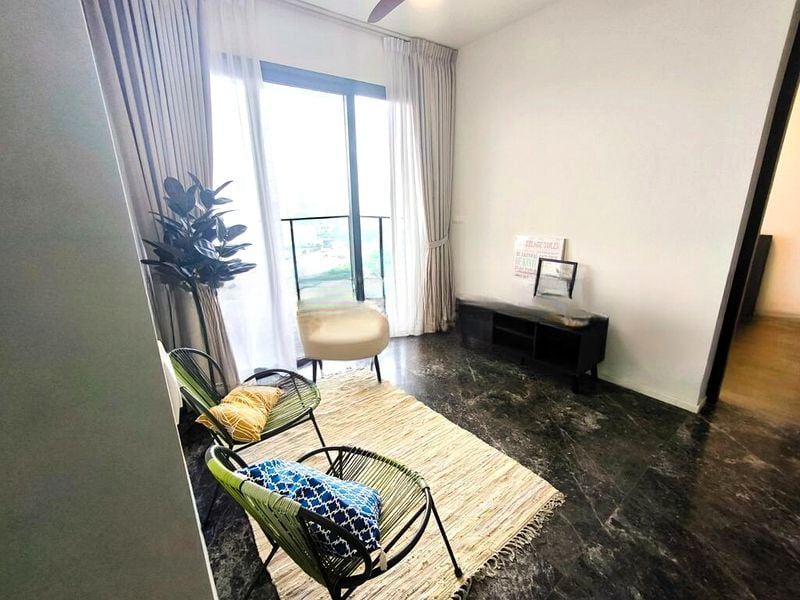 AVENUE SOUTH RESIDENCE 8