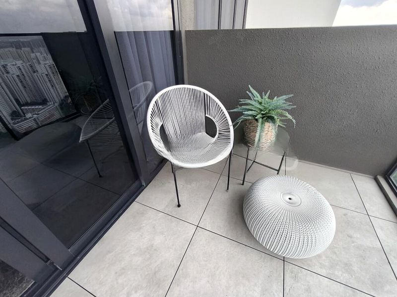 AVENUE SOUTH RESIDENCE 8