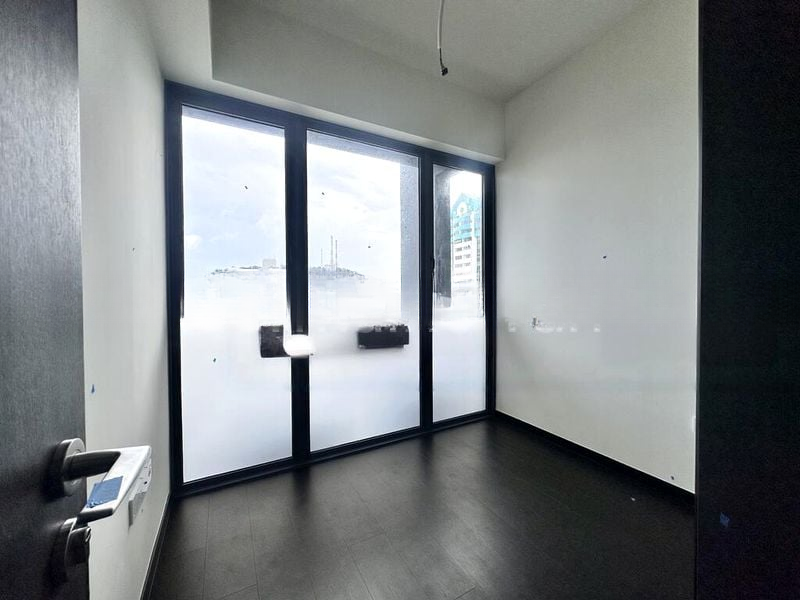 THE LINQ @ BEAUTY WORLD 5