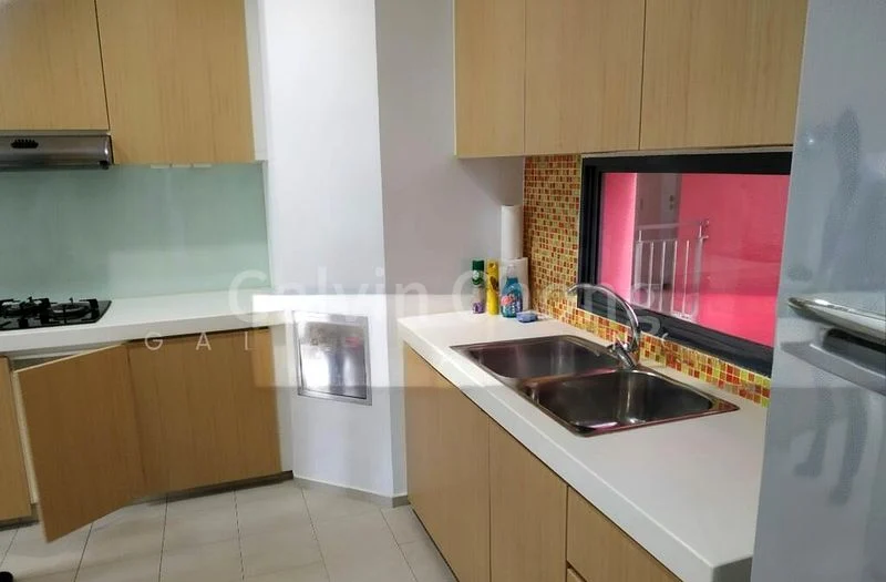 RESIDENCES AT 338A 4