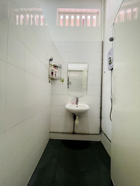 SERANGOON GARDEN ESTATE 5